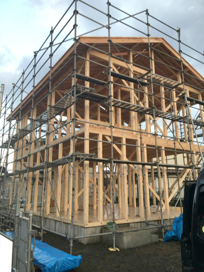 株式会社ライクハウジングの2017年3月4日に撮影した岩手県花巻市内の戸建て建て造工事の現場紹介写真