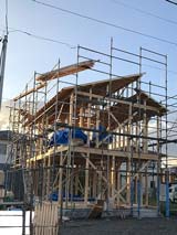 株式会社ライクハウジングが施工中の岩手県一関市内（一関市山目現場）の大工工事戸建て現場紹介写真になります。